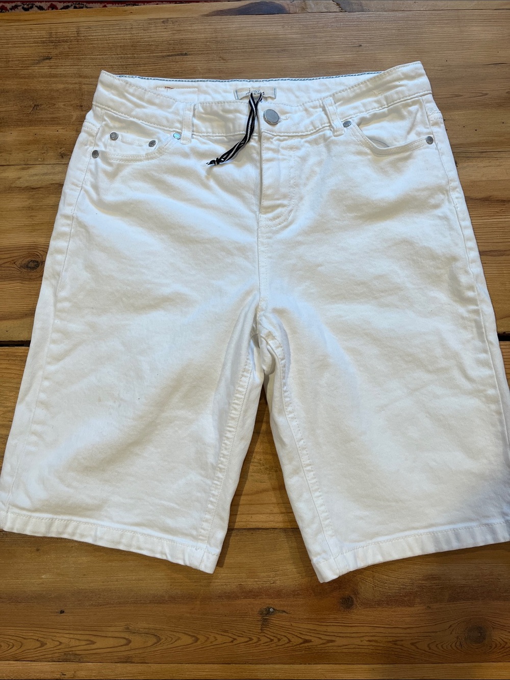 New! JOULES 6 Chalk White Shirley Long Jean Shorts Denim Summer